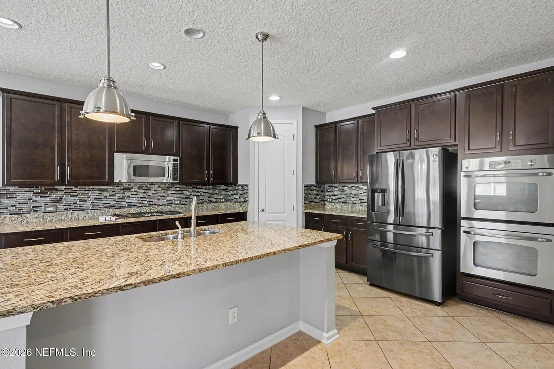 Photo of 4591 SILVERTHORN Drive