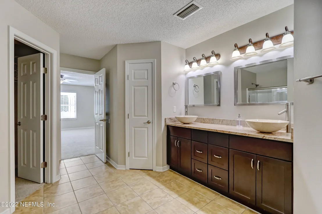 Photo of 3151 FIELDCREST Drive
