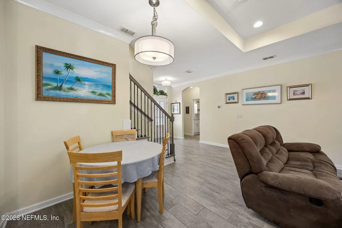 Photo of 96017 BREEZEWAY Court