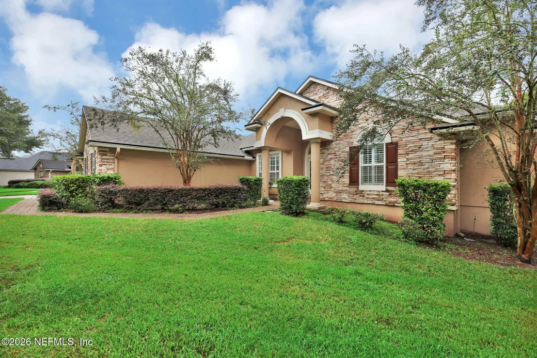 Photo of 879 SONGBIRD Drive