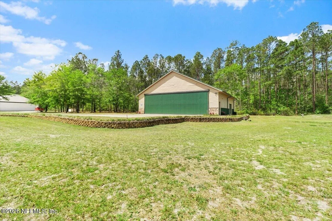 Photo of 11111 APACHE Lane