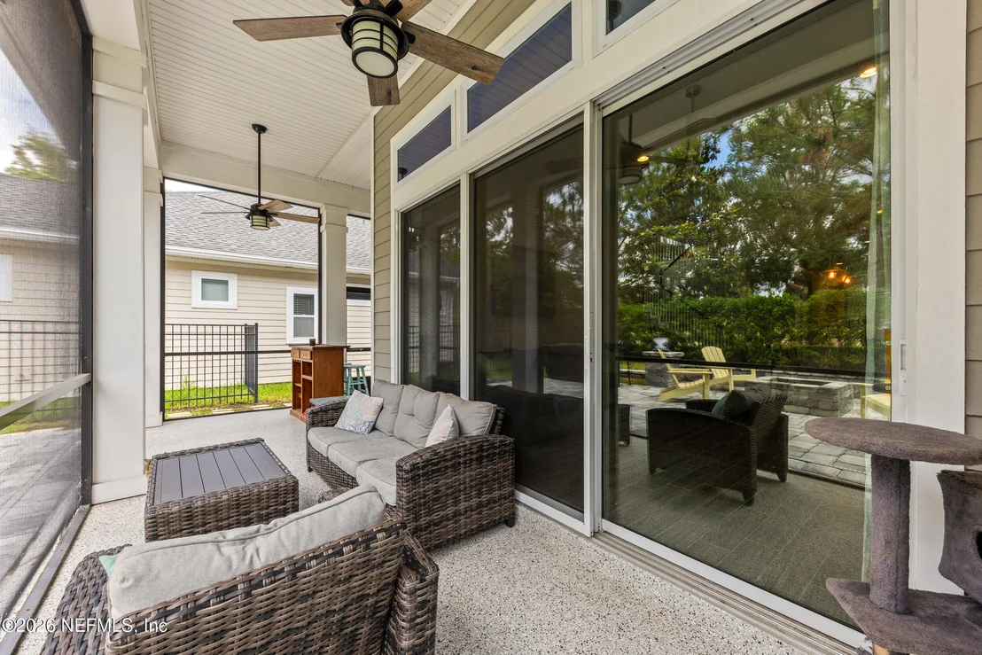 Photo of 41 PALISADE Drive