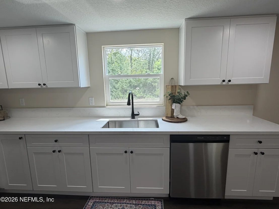 Photo of 6095 TAYLOR Road