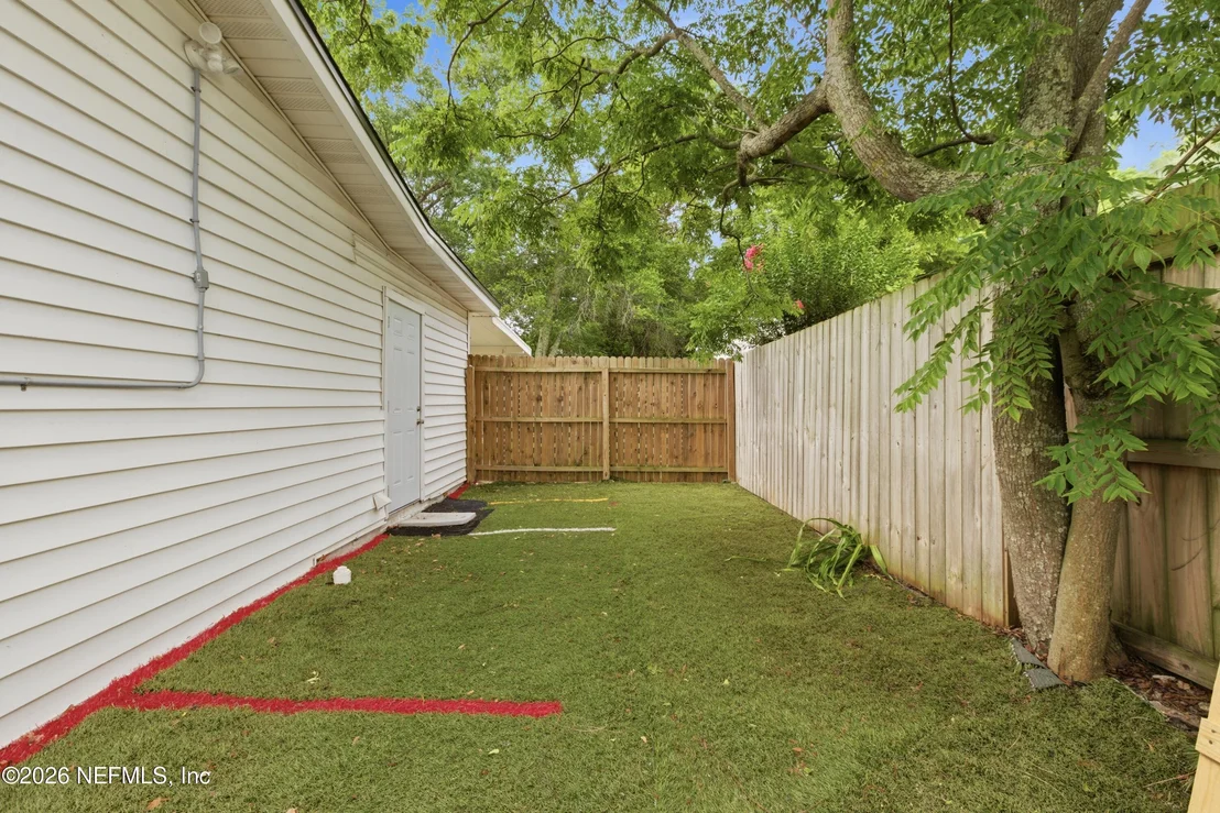 Photo of 7520 BROCKHURST Drive