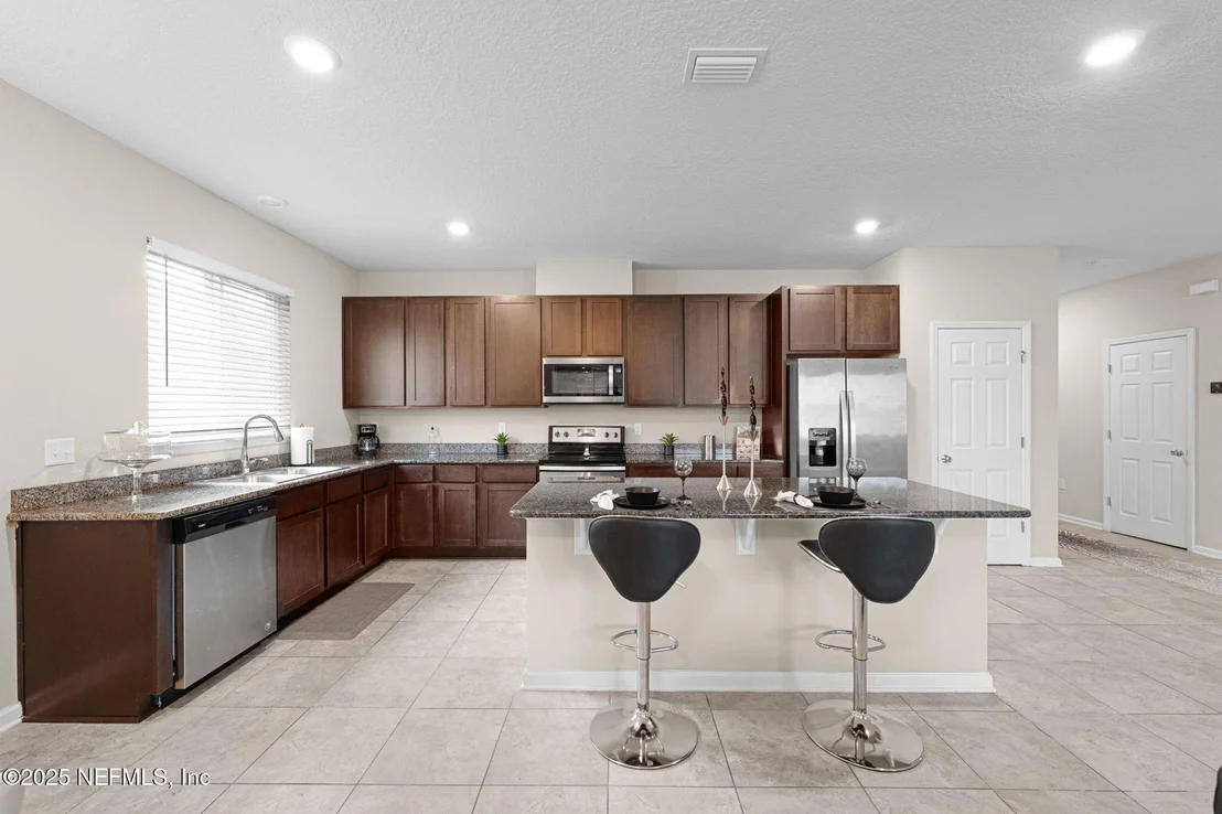 Photo of 1474 KNUDSON Drive