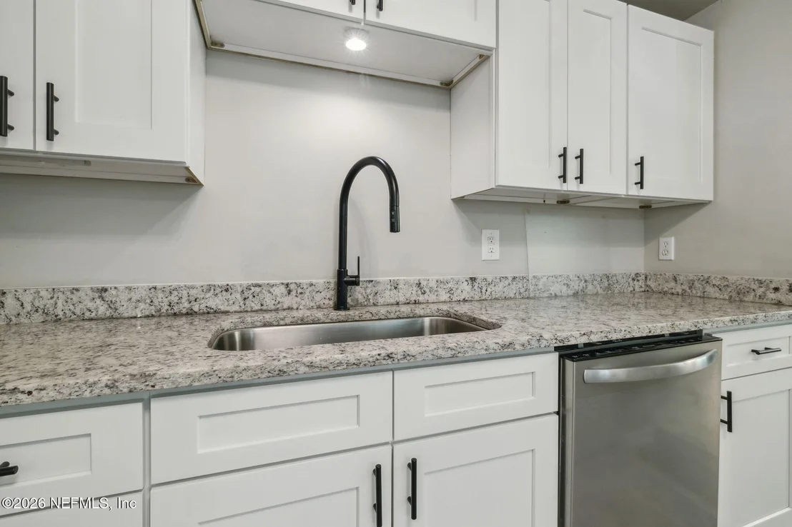 Photo of 13112 MANDARIN Road
