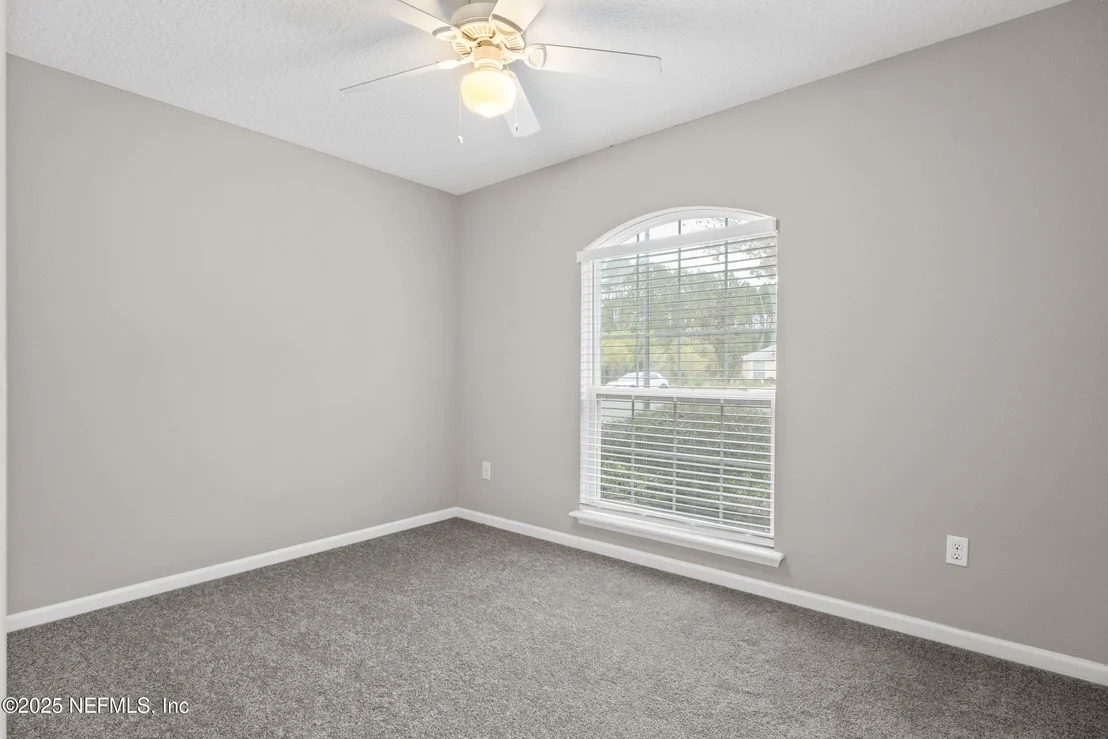 Photo of 96096 OUT CREEK Way