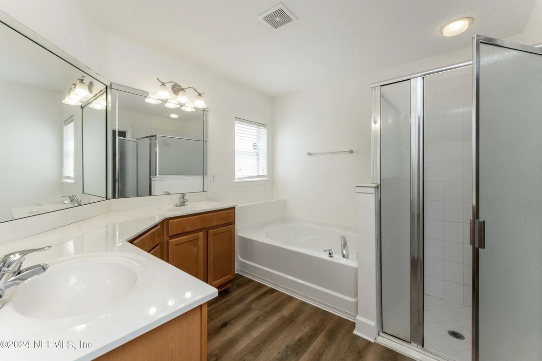 Photo of 393 SANWICK Drive