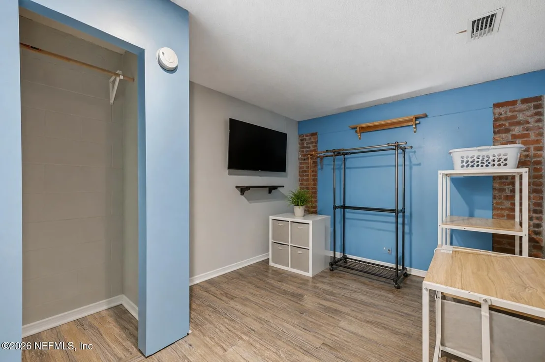 Photo of 1670 ANNE Drive
