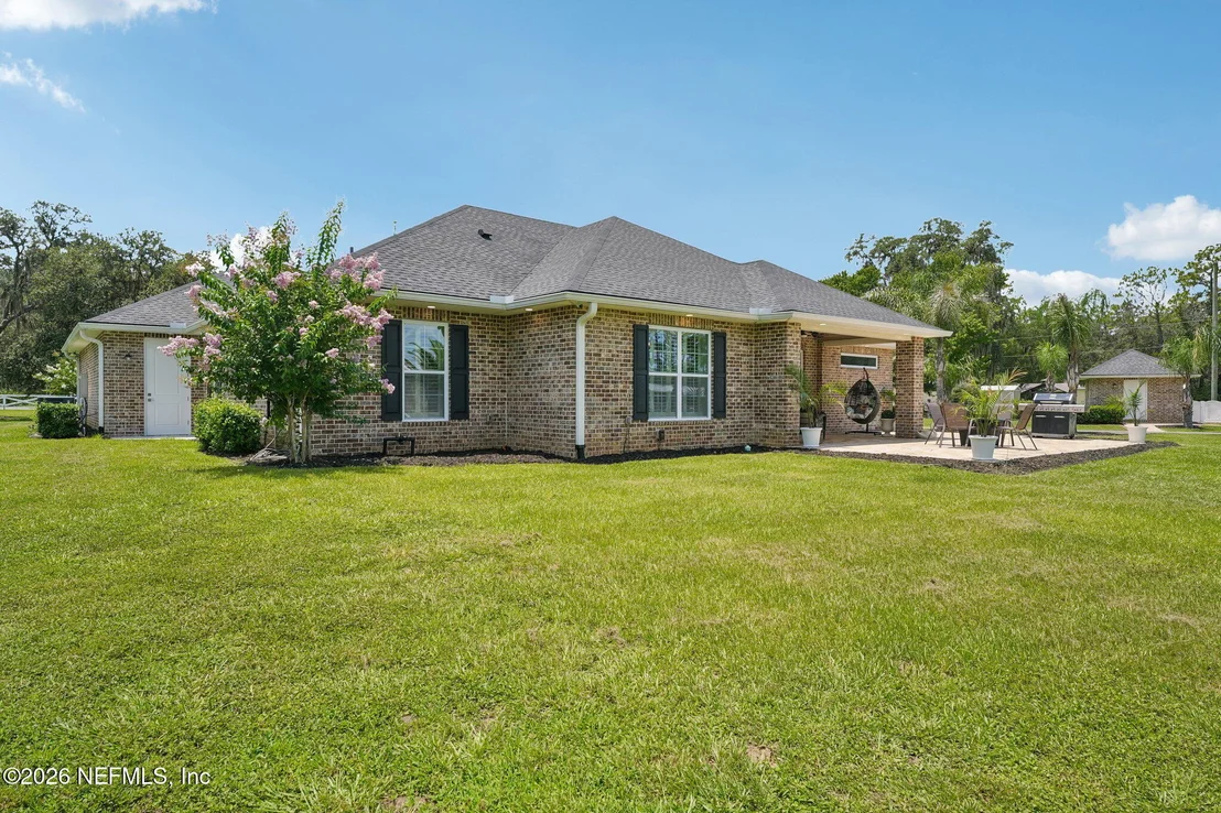 Photo of 122 MACON Road