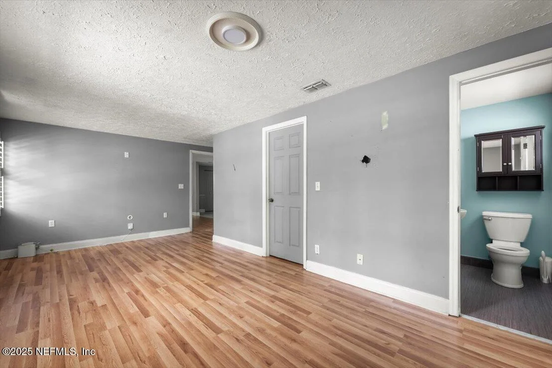 Photo of 360 CANIS Drive W