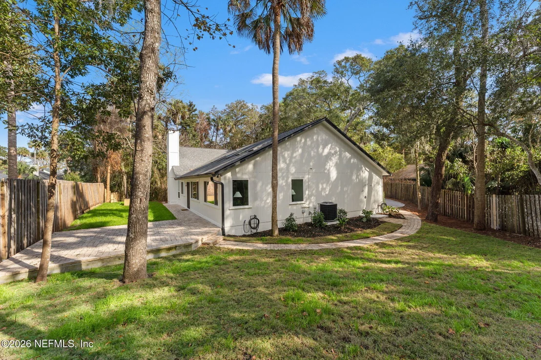 Photo of 1918 OAK Circle