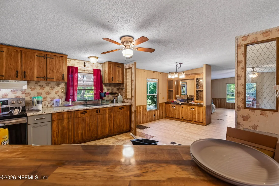 Photo of 115 GORBUTT Road