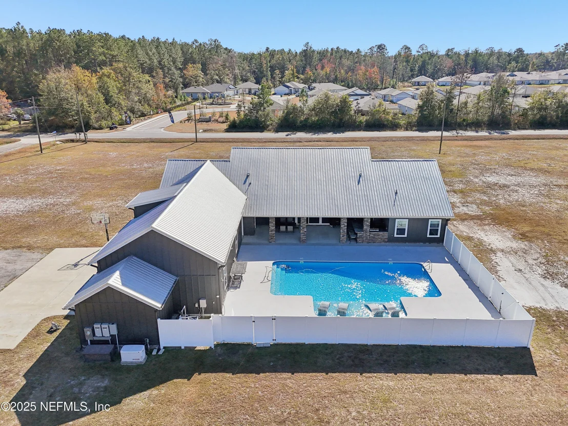 Photo of 37160 OLD PINERIDGE RD Road
