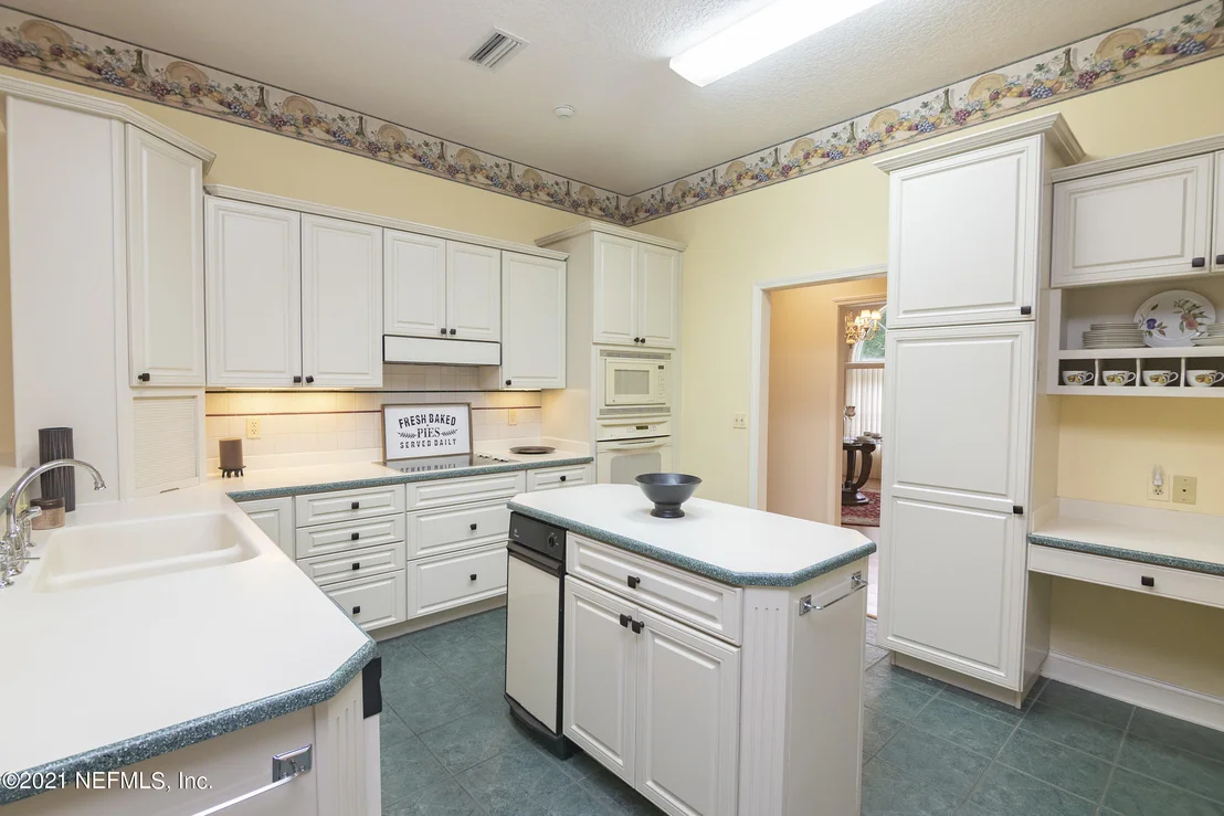 Photo of 705 WILKES Court