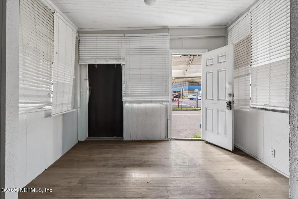 Photo of 1024 EAVERSON Street
