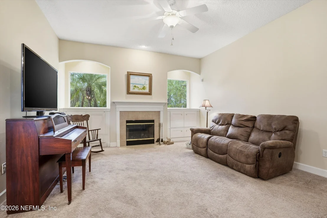 Photo of 1316 HOLMES LANDING Drive