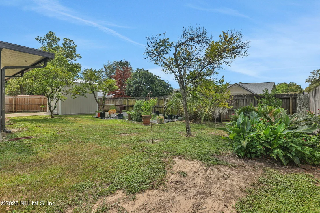 Photo of 11530 BROAD LEAF Drive