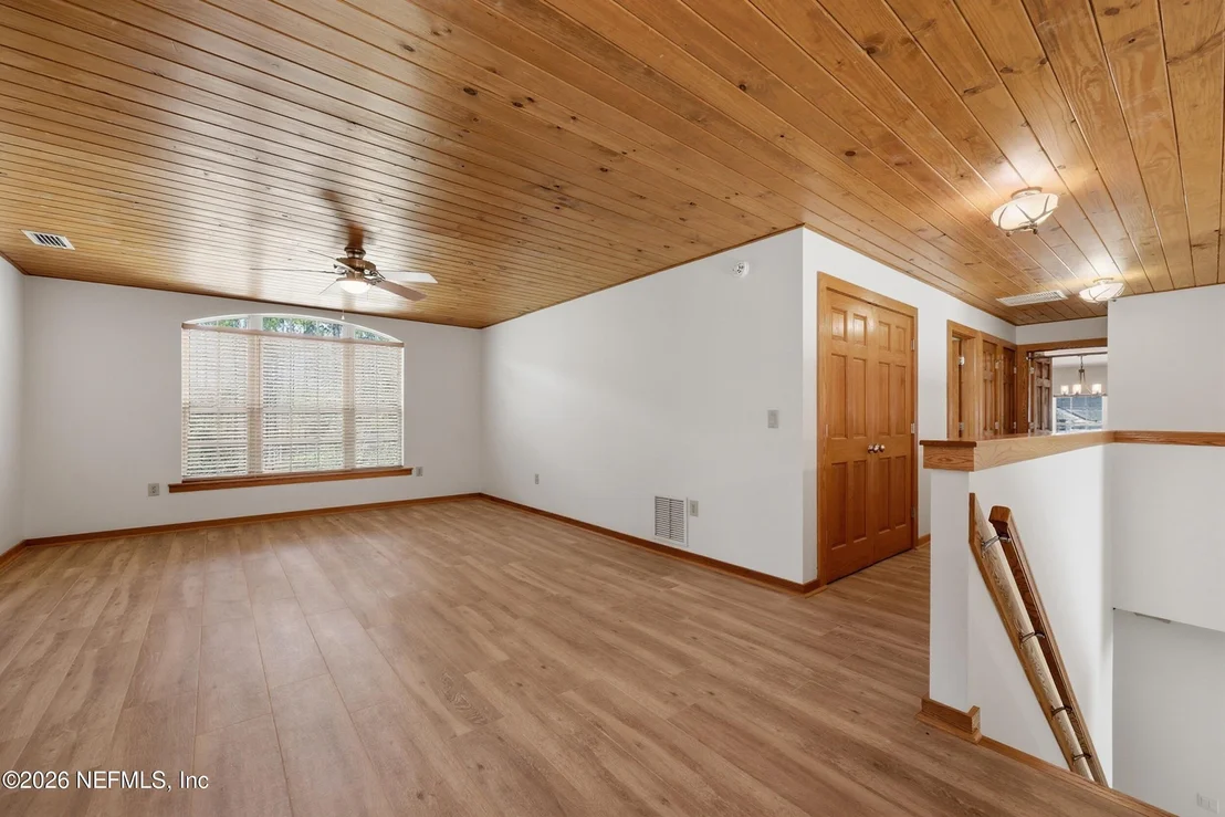 Photo of 418 TRIPLE CROWN Lane