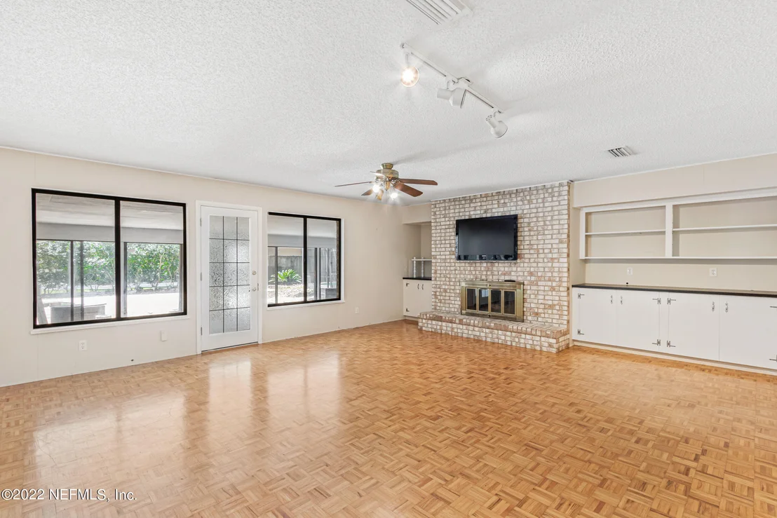 Photo of 10312 SCOTT MILL Road