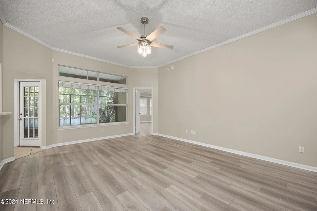 Photo of 312 SOUTHLAKE Drive