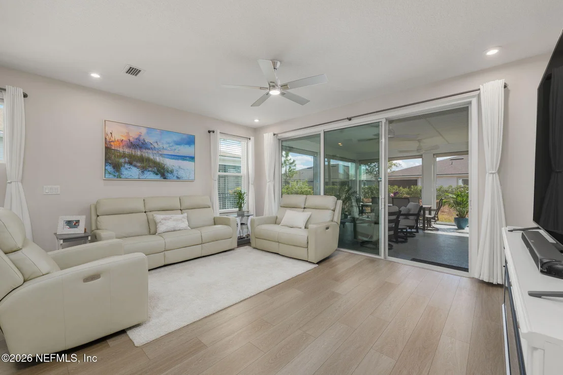 Photo of 403 LADYSLIPPER Drive