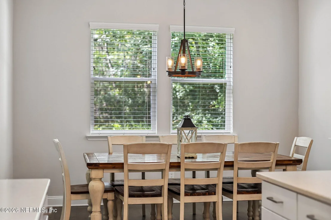 Photo of 152 CLOVERBROOK Road