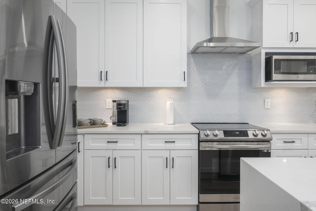 Photo of 38 MAGNOLIA Avenue