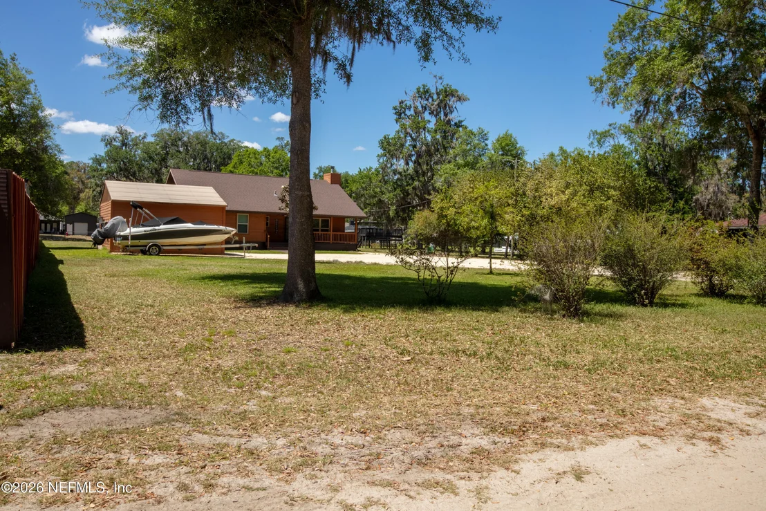 Photo of 5930 ISLAND Road