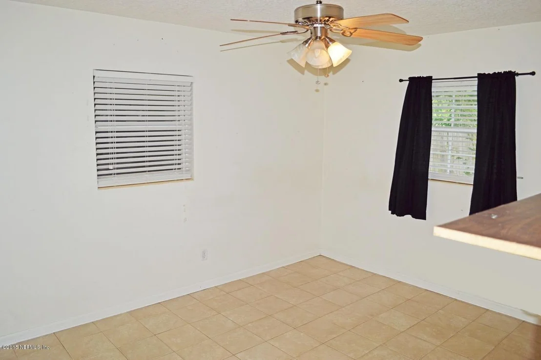 Photo of 728 PALM TREE Road