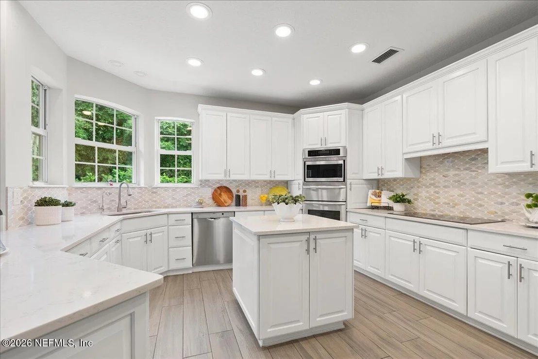 Photo of 13832 ADMIRALS BEND Drive