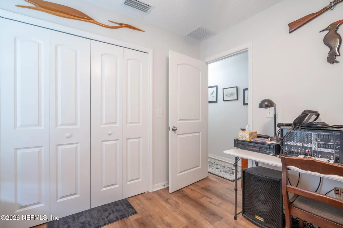 Photo of 272785 MURRHEE Road