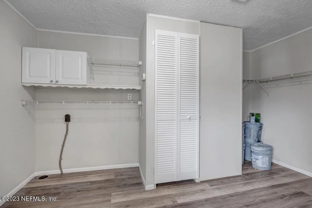 Photo of 43013 LARSEN Road