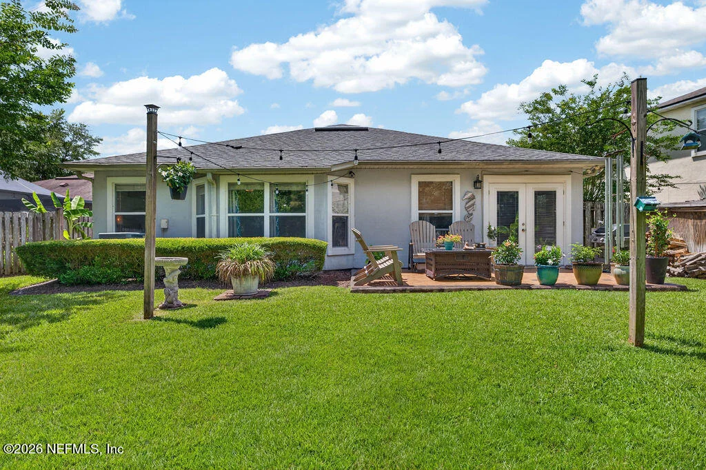 Photo of 504 KNOLLE Court