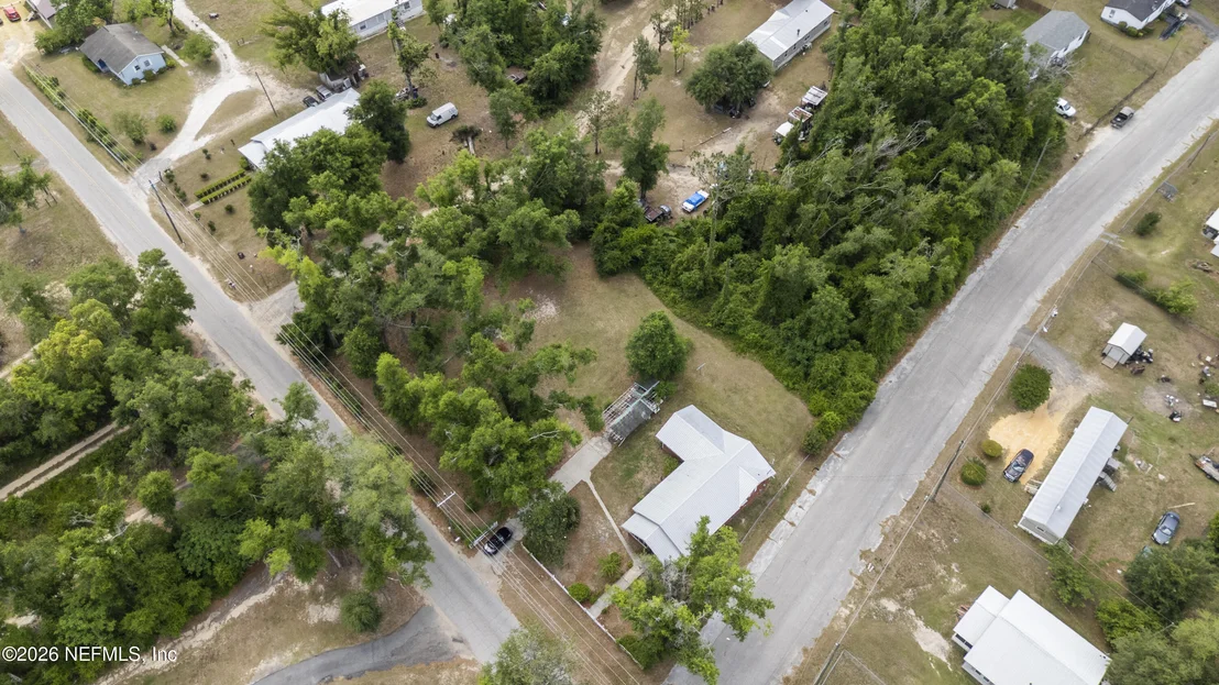 Photo of 646 SE OLD COUNTY CAMP Road