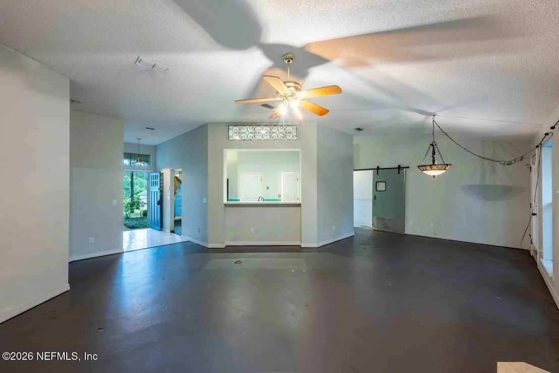 Photo of 6034 WINDING BRIDGE Drive