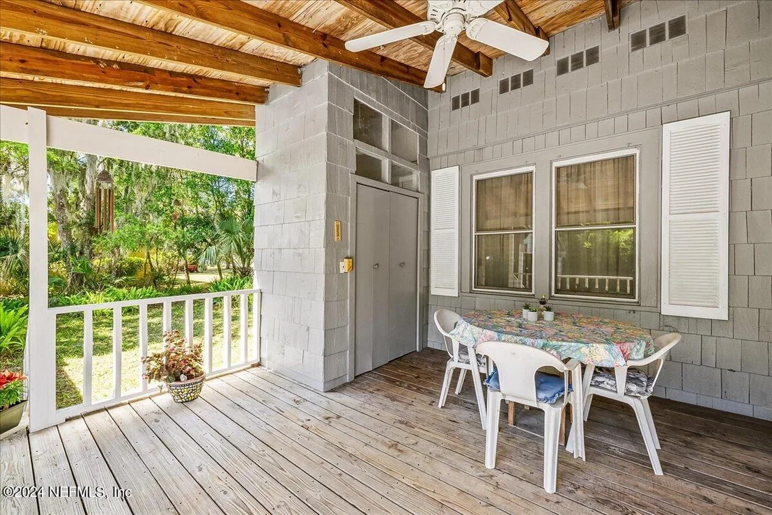 Photo of 231 OLEANDER Avenue