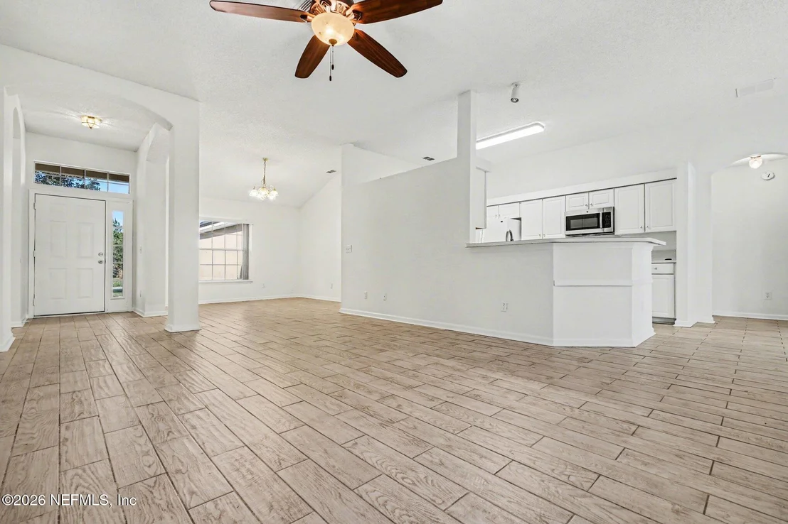 Photo of 1821 HEARTPINE Drive