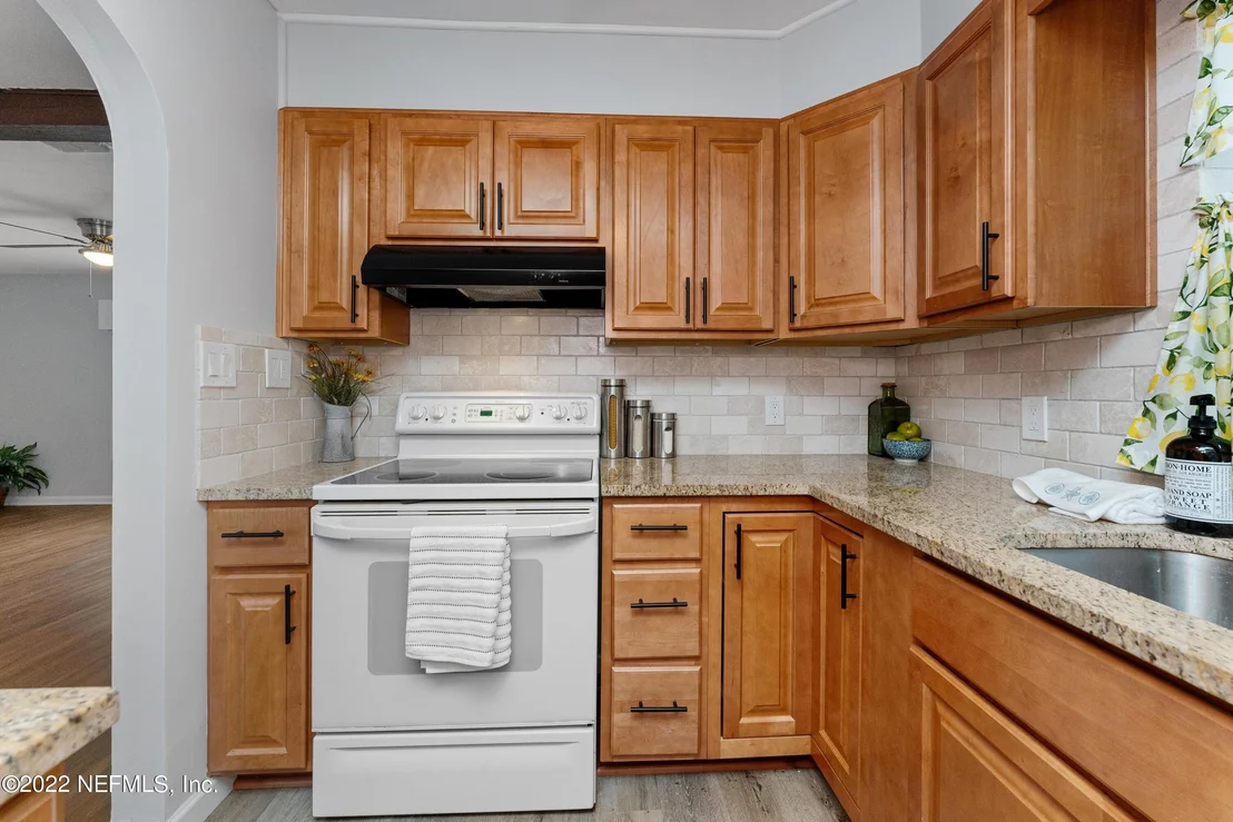 Photo of 5408 WINDERMERE Drive