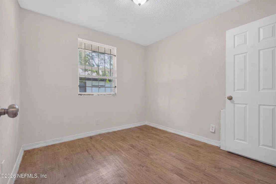 Photo of 5001 AVENUE B