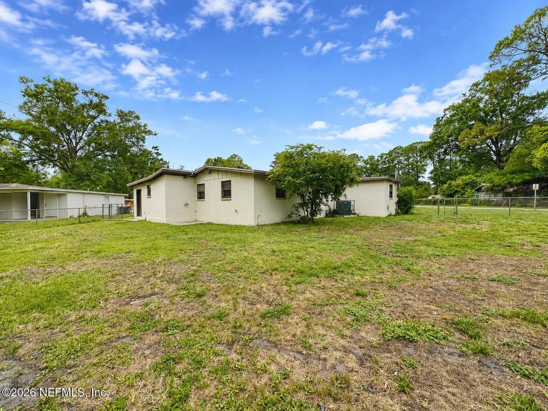 Photo of 6009 VERDES Road