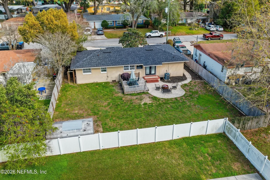 Photo of 2438 BUTTONWOOD Drive