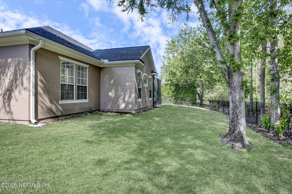 Photo of 1837 FOREST GLEN Way