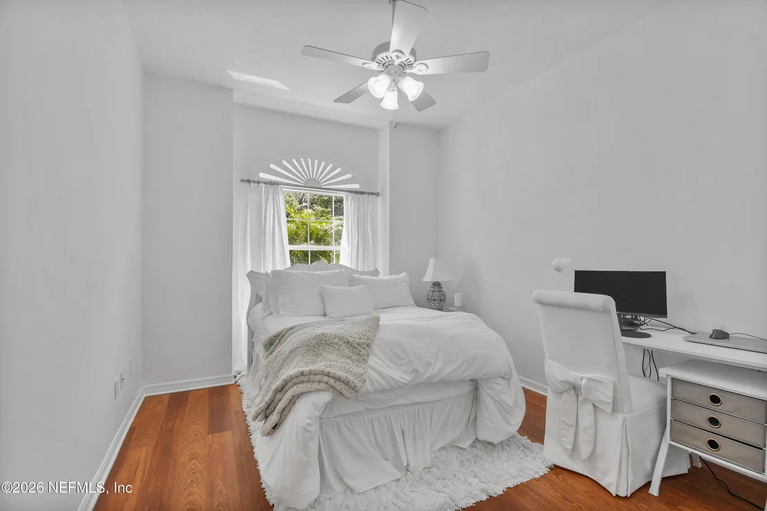 Photo of 561 BOXWOOD Place