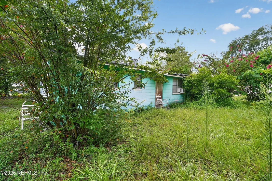 Photo of 4915 CHIVALRY Drive