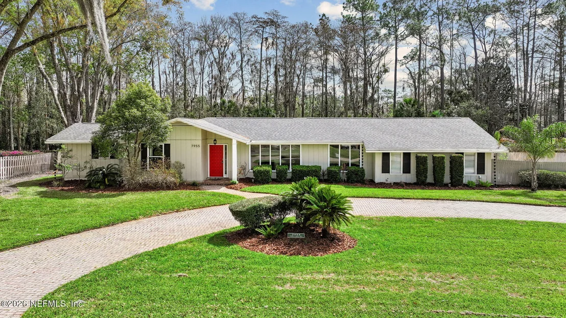 Photo of 7955 PINE LAKE Road