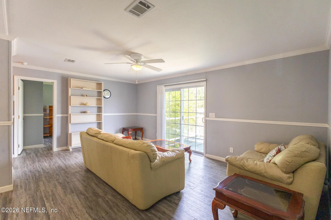 Photo of 156 LAKE MARGO Drive