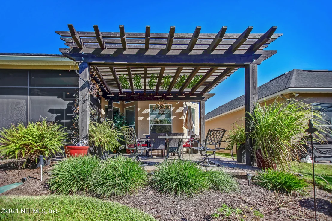 Photo of 1021 INVERNESS Drive
