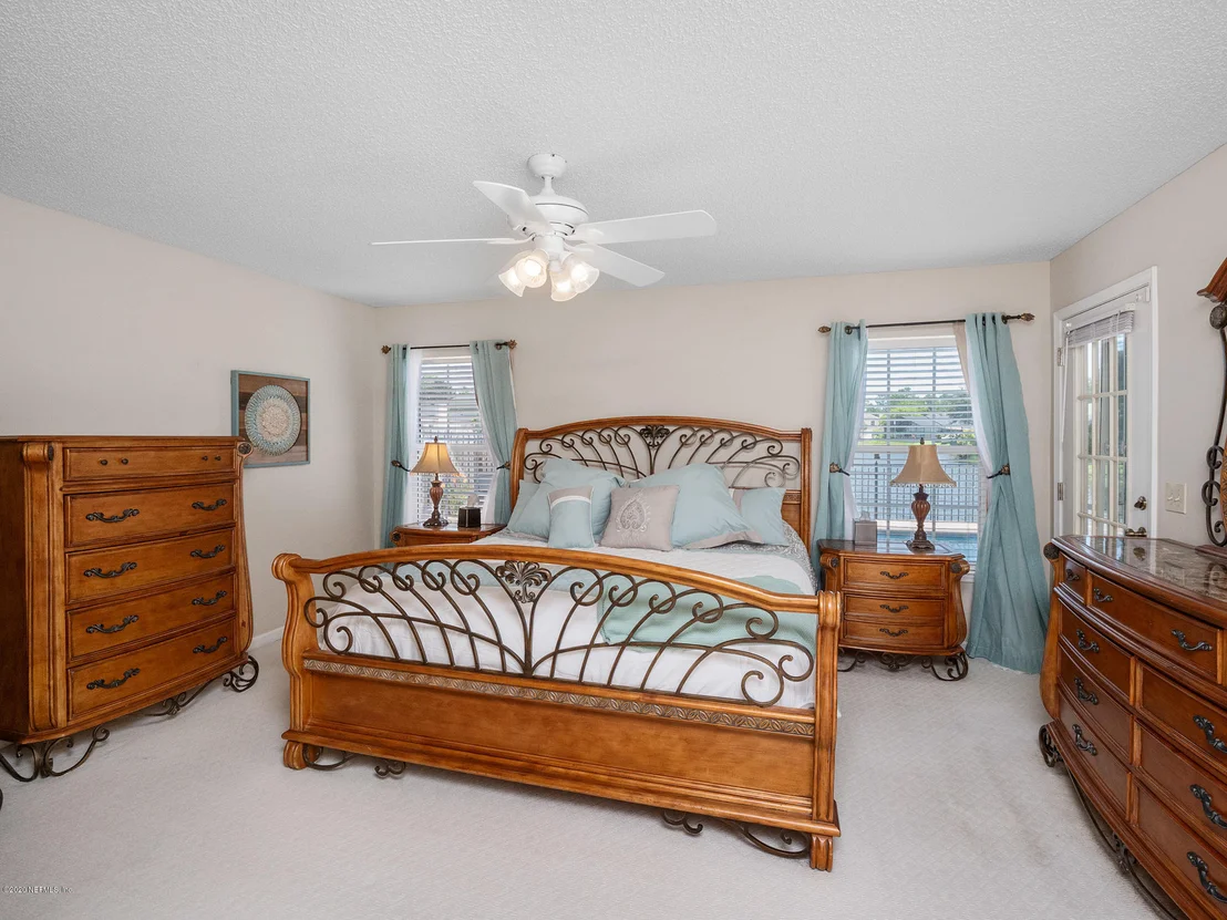 Photo of 3927 DANFORTH Drive W