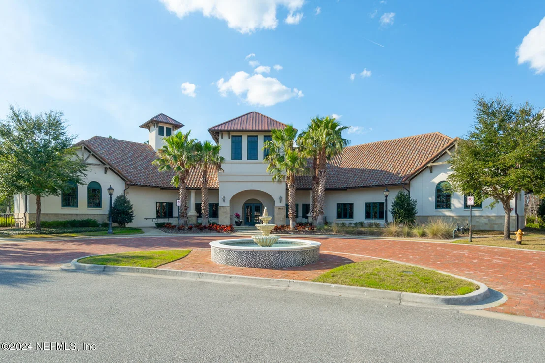 Photo of 752 PROMENADE POINTE Drive